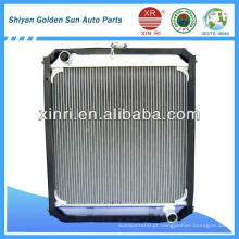 Fábrica de baixo preço qualtiy radiador de alumínio universal em Hubei, China